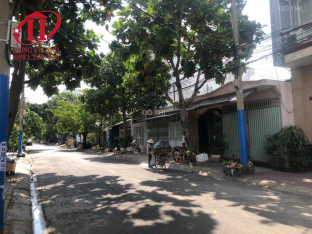 Cty Hùng Vĩ Land nhà MT Đình Phong Phú, Q9 cách Lê Văn Việt 250m 14064456