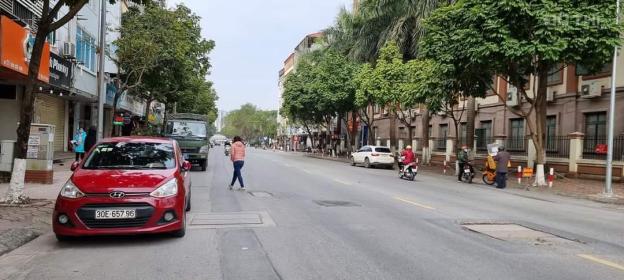 Mặt phố Trần Quốc Hoàn, mặt tiền rộng, vỉa hè, kinh doanh đỉnh, 30m2, 10,6 tỷ 14065077