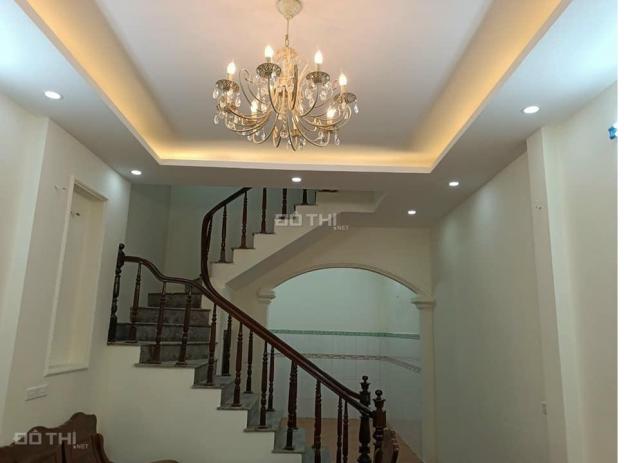 Gần phố nhà đẹp ở ngay 5 tầng 41m2 phố Đặng Tiến Đông, Đống Đa giá 6 tỷ 14069590