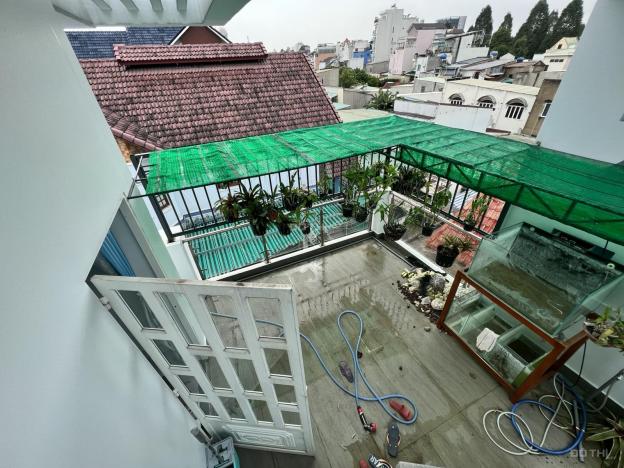 Nhà trung tâm, mới cứng, 3 lầu kèm sân thượng view đẹp, ngay công viên Biên Hùng 14070133
