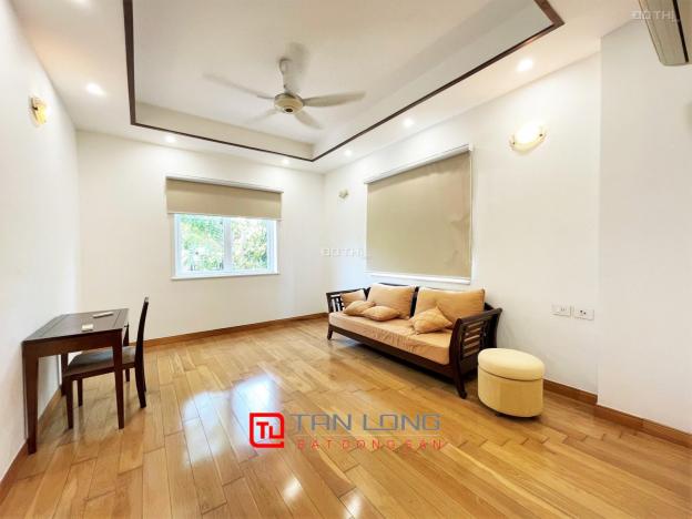 Cho thuê biệt thự song lập view sông đủ đồ tại Vinhomes Long Biên 225m2 giá 50 triệu/tháng 14070429