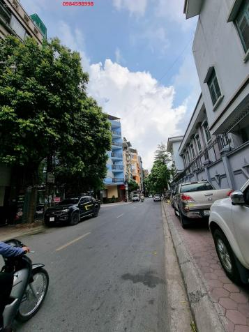 Siêu hiếm, mặt phố gần Nguyễn Khánh Toàn 65m2, 6 tầng, vỉa hè, cho thuê gần tỷ, giá chỉ 22.6 tỷ 14076212