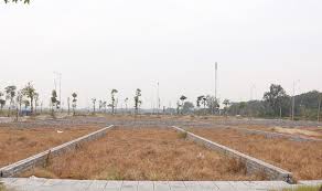 Bán đất tặng nhà 2 tầng cũ tại đường Hữu Lê, Xã Hữu Hòa, Thanh Trì, diện tích 35m2 giá 2.8 tỷ 14077008