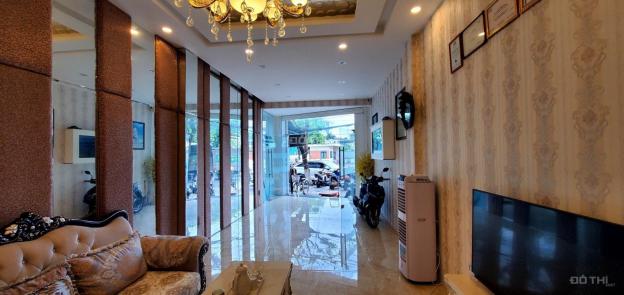 Bán nhà 3 tầng MT Nguyễn Hữu Thọ, vị trí đẹp kinh doanh gần BV Gia Đình, Hải Châu 14077823