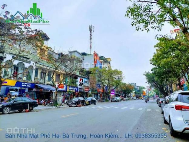 Cần bán căn nhà mặt phố Hai Bà Trưng, Hà Nội, 125m2, 2 tầng, mặt tiền 4,6m, giá rẻ 14078984