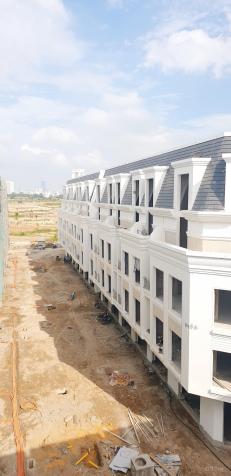 Chính chủ bán vị trí góc, phố đi bộ, view hồ điều hòa, kinh doanh cực đỉnh, giá cắt lỗ 14079272