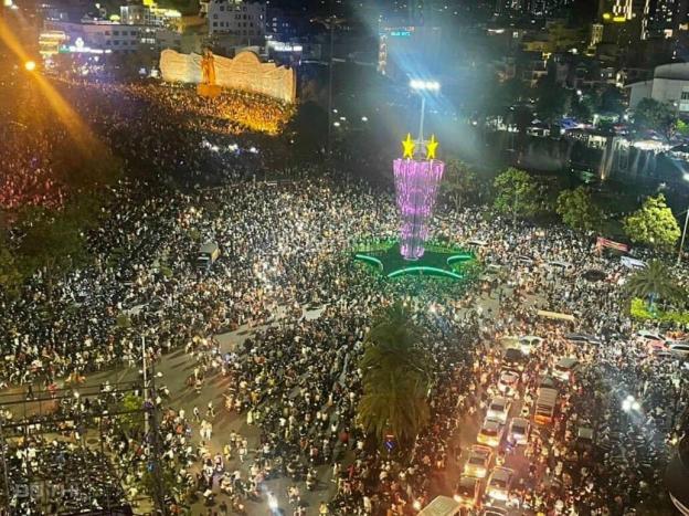 Bán lô IT1 - 30 khe thoáng 6m, DT 150m2, nhà 2 mặt tiền view cá Koi, dự án Merry Land Quy Nhơn 14085423