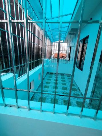 Bán nhà Vĩnh Hưng gần trường tiểu học 30m2 x 5 tầng xây mới có sân riêng LH 0963254711 14086247