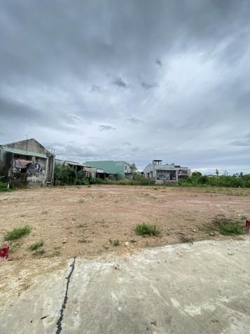 Bán đất phía Nam Hòa Vang, giá chỉ 7xxtr, đã có sổ chính chủ, 100m2, bê tông 4m. LH 0935450871 14086643