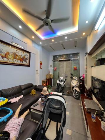 Bán nhà đẹp Thái Thịnh, gần phố, 37m2 4 tầng ở ngay 14088537