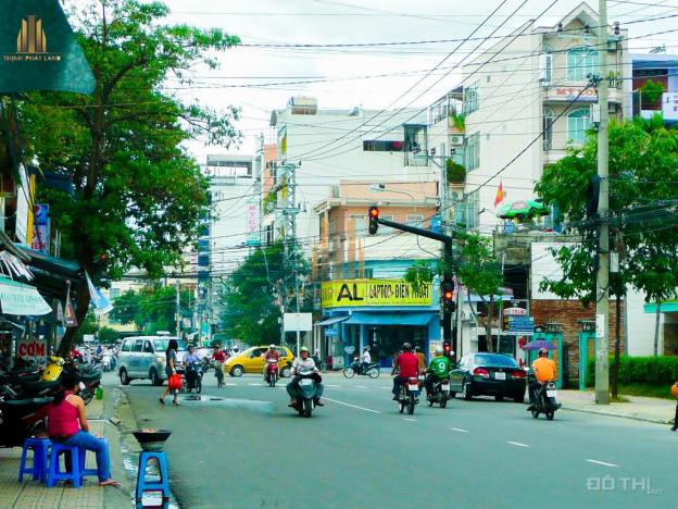 Bán nhà đất mặt tiền Nguyễn Thị Minh Khai có sẵn nhà 14090531