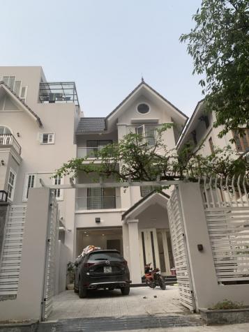 Tôi chính chủ cần cho thuê nhà biệt thự ViMeCo Nguyễn Chánh, có sân vườn, full đồ, giá 45 triệu/ th 14090636