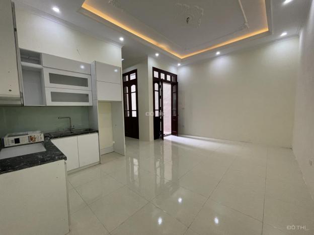 5 tỷ nhà 5 tầng, 48,8m2 ngõ 279 Đội Cấn, Ba Đình, 3 ngủ, thiết kế hợp lý, sổ đỏ chính chủ 14093382