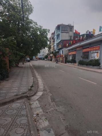 Bán nhà phố Gia Quất, Long Biên - ngõ thông ô tô - lô góc - đầu tư chia lô hay ở đều tuyệt đẹp 14094807