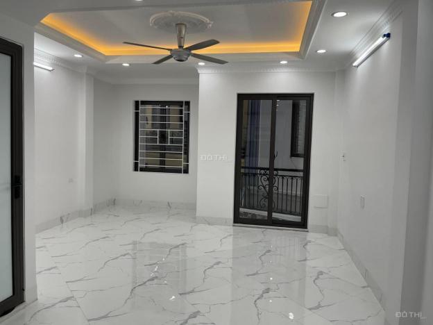 Nhà ngõ 243 Tam Trinh, DT: 45m2x5T 2 mặt thoáng SĐCC. LH chủ nhà: 0983084922 14097347