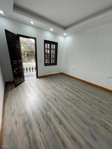 Bán nhà ngõ 91 Hoàng Mai, 3.15 tỷ, 28m2x5T, mới đẹp 14097358