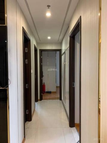 Căn hộ Vinhomes Central Park cho thuê 4PN, 150m2 chưa có nội thất 14098075