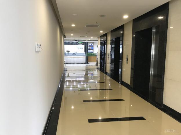 Miễn ngay 2 tháng tiền thuê văn phòng 600m2 tòa Discovery Complex, Cầu Giấy. Lh 0909300689 14100096