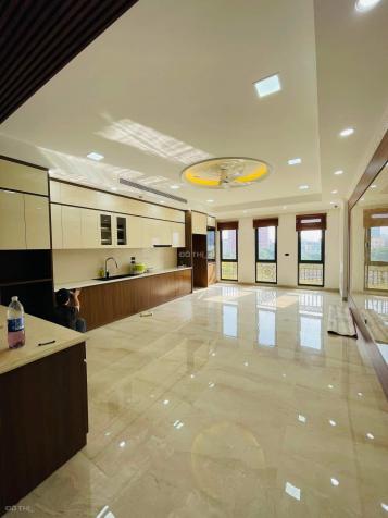 Bán nhà 7 tầng mới kinh doanh vỉa hè rộng Hoàng Quốc Việt Cầu Giấy Hà Nội 30 tỷ 14104914