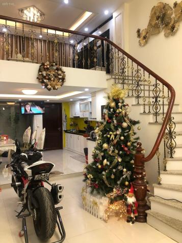 Cần bán gấp nhà đường 19/5 Văn Quán Hà Đông, 48m2, MT: 4.6m, ô tô tránh, KD, ở luôn. Giá nhỉnh 6 tỷ 14106533