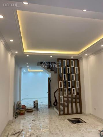 Bán nhà Lạc Long Quân, Cầu Giấy dt 40m/ 5 tầng. Giá: 6,5  tỷ cách đường ô tô 20m 14026733