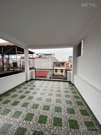 Bán nhà Lạc Long Quân, Cầu Giấy dt 40m/ 5 tầng. Giá: 6,5  tỷ cách đường ô tô 20m 14026733