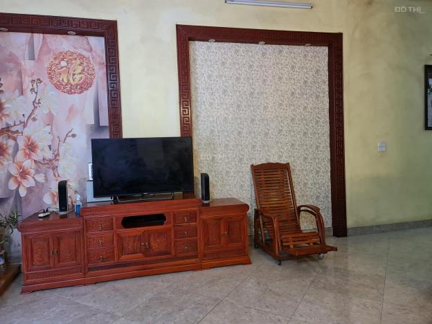 Nhà 3 phố Lý Tự Trọng, Phường Tân Hồng, Từ Sơn, Bắc Ninh, 90m2 x 3 tầng, MT 6m 14118178