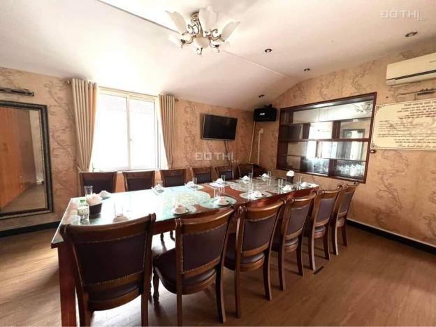 Bán nhà mặt phố Đỗ Đức Dục, Nam Từ Liêm diện tích 207m2 x 3 tầng, mặt tiền 12m giá 70 tỷ 14122741