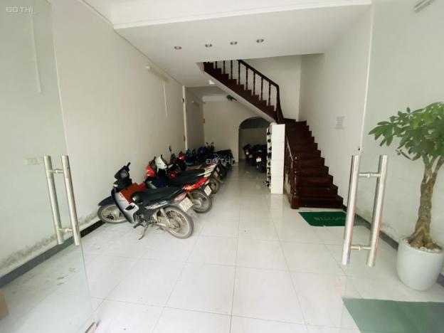 Cho thuê văn phòng tại tòa nhà 37 Tạ Quang Bửu, Hai Bà Trưng 70m2, 2P, đầy đủ nội thất chỉ 10 tr/th 14128447