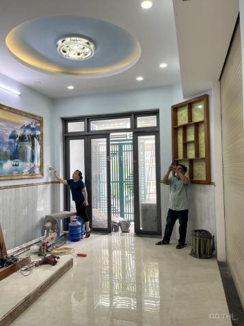 Nhà mới 1 sẹc, HXH, Lê Thị Riêng, Q. 12, hai mặt tiền, giá chỉ 6 tỷ 14129793