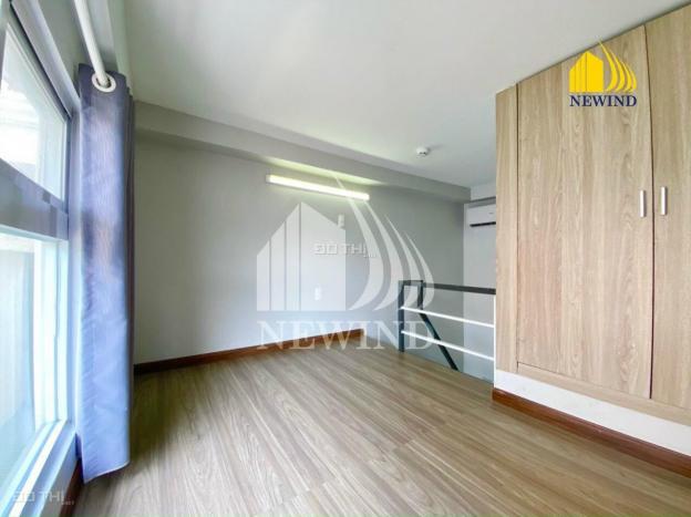Cho thuê căn hộ dịch vụ có gác cao, gần khu chế xuất Tân Thuận, Q7. Máy giặt riêng, ban công 14135221
