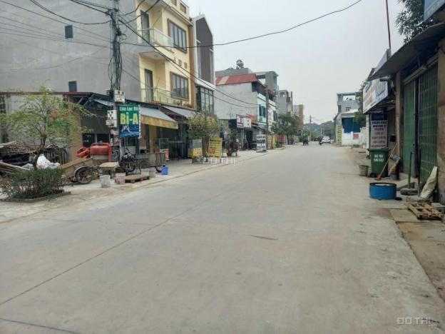 Kinh doanh sầm uất - vỉa hè để xe rộng 5m - đường 10m - cách KCN Quang Minh 100m 14141212