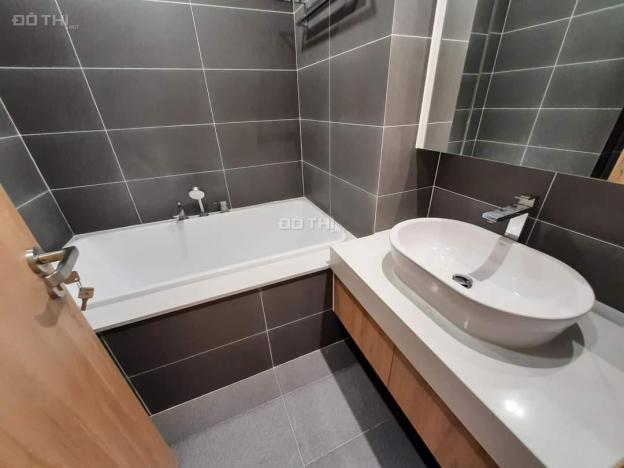 Cho thuê chung cư Central Field 219 Trung Kính, 2PN đẹp 14143822