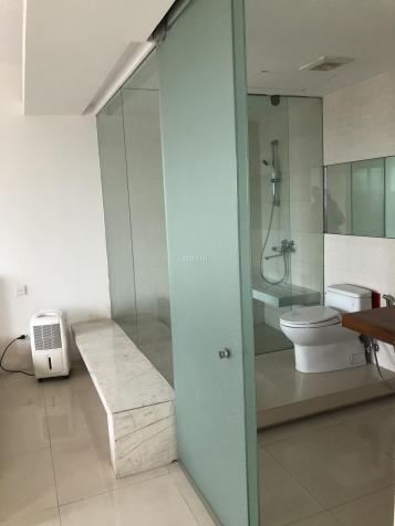 Căn hộ chung cư tầng trung 153m2 tòa E4 Ciputra - sổ đỏ chính chủ cần bán. LH 0988154585 14145510