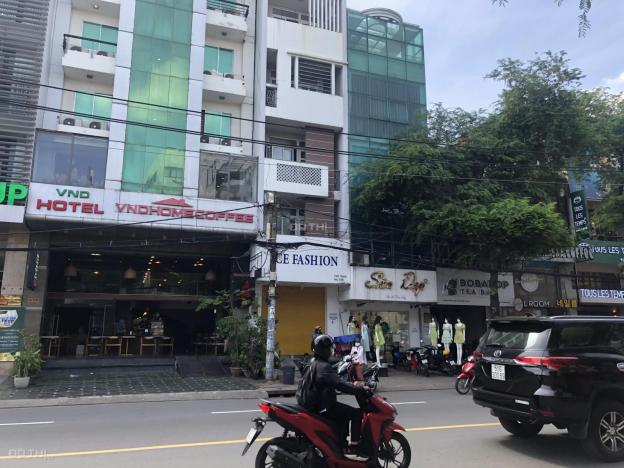 Cho thuê tòa nhà 68 - 70 Nguyễn Gia Trí (D2 cũ), Q. Bình Thạnh 14159932