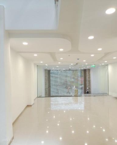 Cho thuê nguyên tòa mới DTSD 1200m2 quận Bình Thạnh, chỉ 5' vào trung tâm 14163482