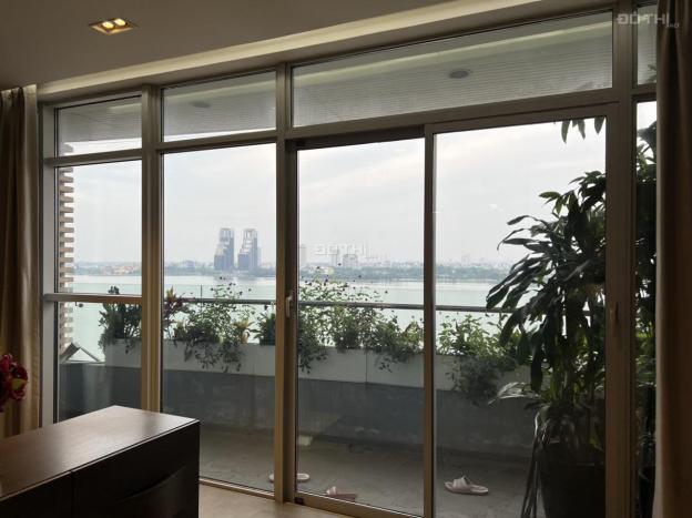 Cho thuê căn hộ chung cư tại dự án Watermark, Cầu Giấy, Hà Nội diện tích 107m2 giá 40 triệu/tháng 14169892