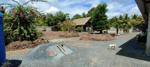 Bán đất vườn có nhà sinh thái 1350m2, Quốc Lộ 60 vừa qua cầu Rạch Miễu Bến Tre, giá 3.5tr/m2 14193168