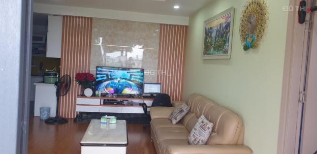 Chính chủ bán căn hộ NO-08 Giang Biên, full nội thất, view khu vui chơi, 72m2, 2 PN, nhỉnh 2tỷ 14198234