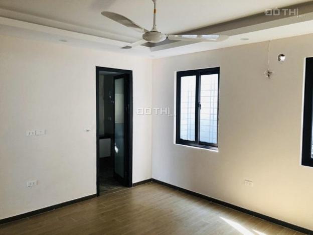 Cho thuê nhà mới xây ở Võ Chí Công 5,5 tầng, thang máy, oto đỗ cửa 14201122