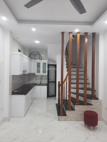 Bán căn nhà mới 5 tầng giá rẻ tại Việt Hưng, chỉ 20m ra ngõ ô tô tránh 14206773