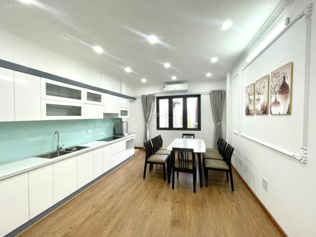 Bán nhà ngõ 81 Láng Hạ, mặt sau là hồ Hoàng Cầu, 5 tầng 75m2, thang máy KD cực tốt. Giá 21,5 tỷ 14209784