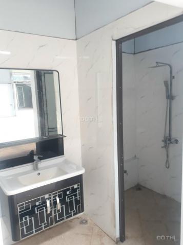 Cho thuê 330m2 nhà xưởng, mặt tiền 17m ở Độc Lập, Cự Khối 14246071