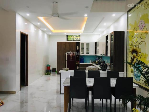 Bán tòa nhà mặt tiền Trần Nhân Tôn ngay Ngô Gia Tự, Q10, DT 7.3x16m. Giá 35 tỷ 14256108