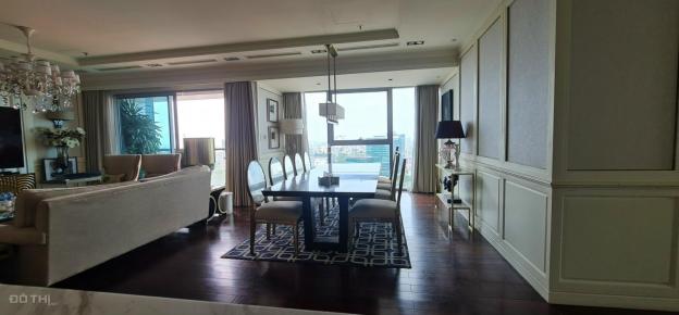 Chính chủ cần bán căn hộ Vincom Đồng Khởi, 4 phòng ngủ, full nội thất Châu Âu, view sông, Bitexco 14252075