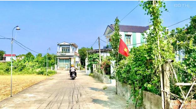 Cần tiền bán nhanh lô đất 150m2 ở KP Xuyên Tây - trung tâm TT Nam Phước, đường 5m, có vỉa hè đẹp 14271346