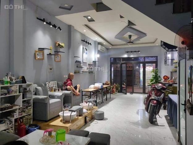 Bán nhà Đống Đa, Ô Chợ Dừa ô tô đỗ cửa - phù hợp kinh doanh nail - mi - spa - hàng thuốc 5tầng 14274409