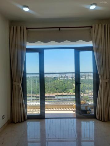 Bán căn 2PN, 68m2, view sông, nhà có sẵn nội thất, sổ hồng, giá 2,3 tỷ. LH: 0978272427 (có Zalo) 13549661