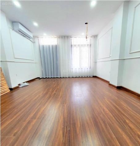 Bán nhà Dương Văn Bé Quận Hai Bà Trưng, cách phố 1 nhà. 30m2 x 4 tầng 4,3 tỷ có thương lượng sâu 14160418