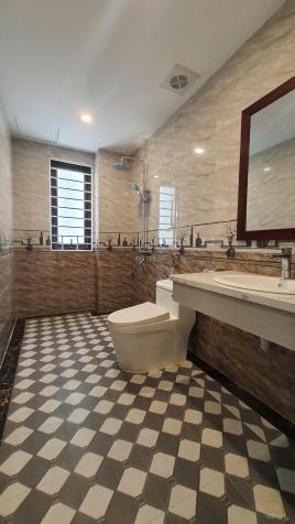 Bán nhà Vũ Xuân Thiều, lô góc, an sinh tốt, ngõ nông; 33m2, mặt tiền 4.5m, 5 tầng, 2.95 tỷ 14305621